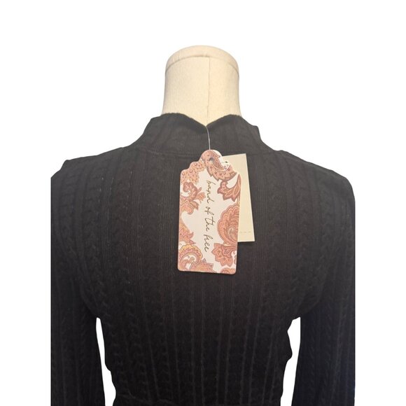 2/$30 NWT Band of the Free Large Cable Knit Black Sweater - Picture 8 of 13